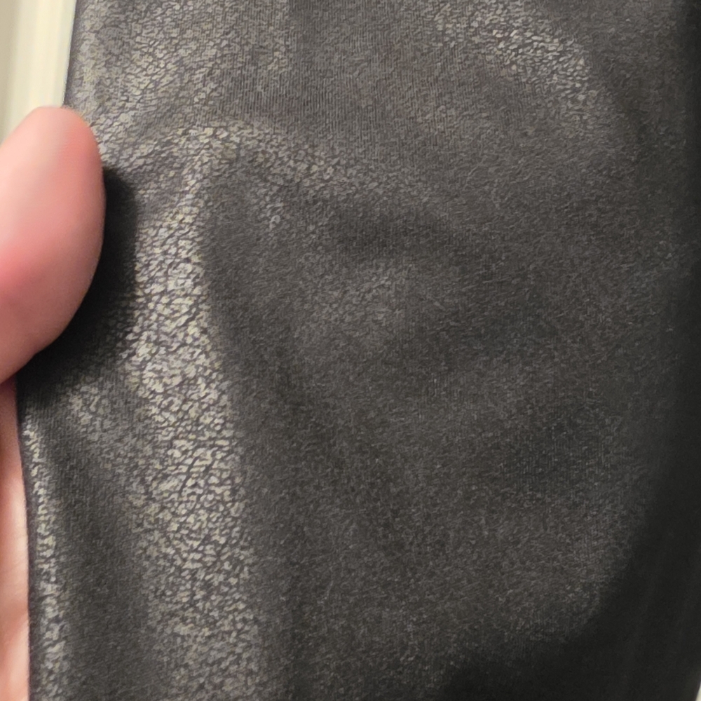 Simply Vera Wang Imitation Leather High Rise Leggings With Crossover Waist - Picture 4 of 6
